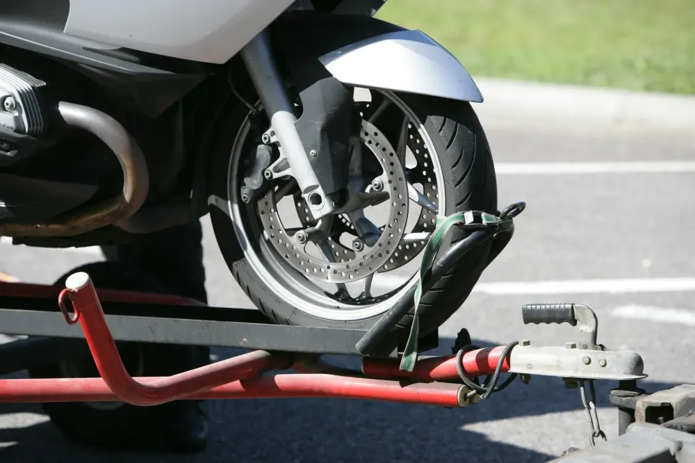 Enlèvement épave deux roues près de Avignon 